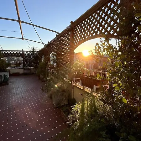 Apartment Penthouse-terrazzo Panoramico Rome